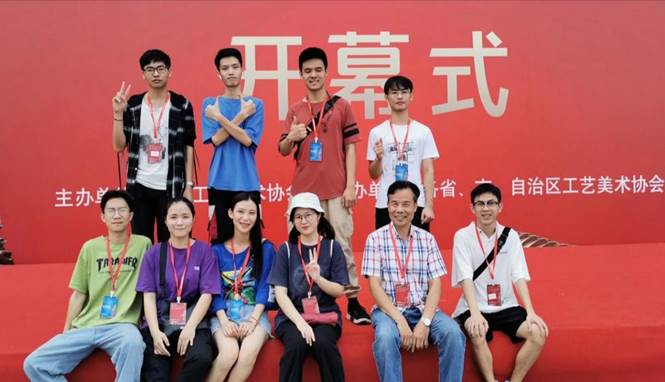 E558D2EC4B4F089DAEB3969002CB2FBB